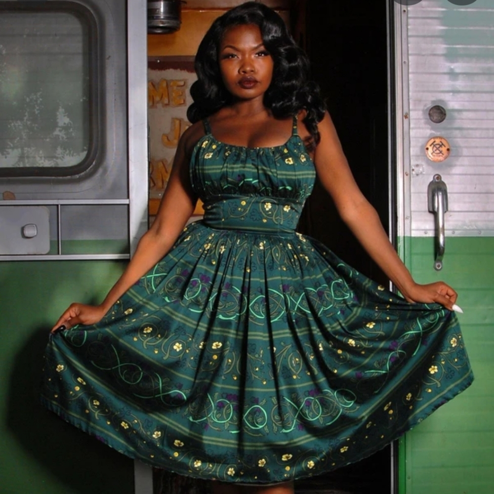 Pinup Girl Clothing Celtic Unity Dress NWT SZ L